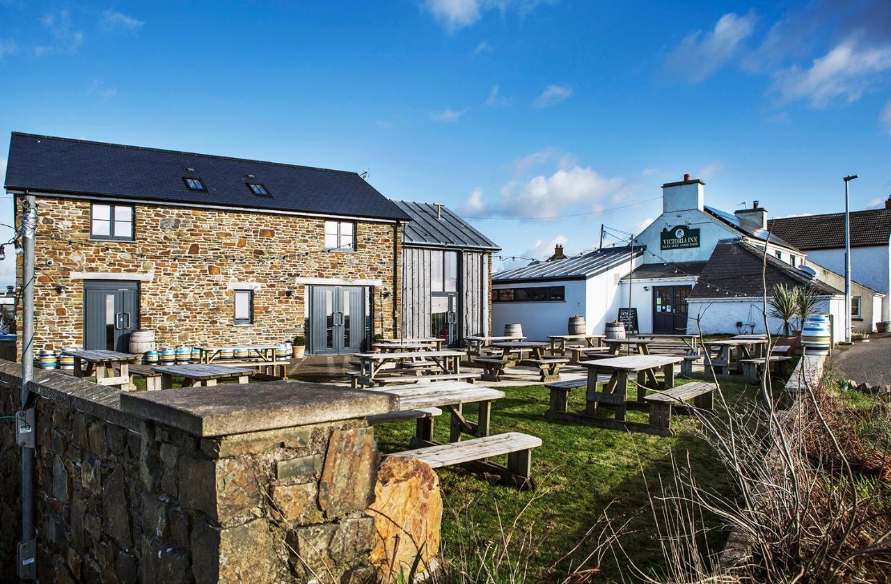 Victoria Inn Brewhouse B&B Roch Bagian luar foto