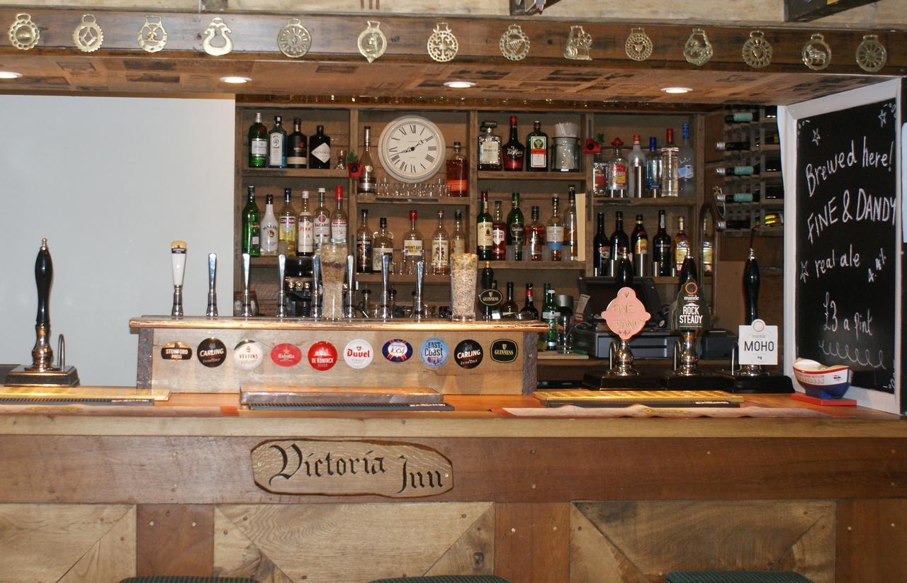 Victoria Inn Brewhouse B&B Roch Bagian luar foto